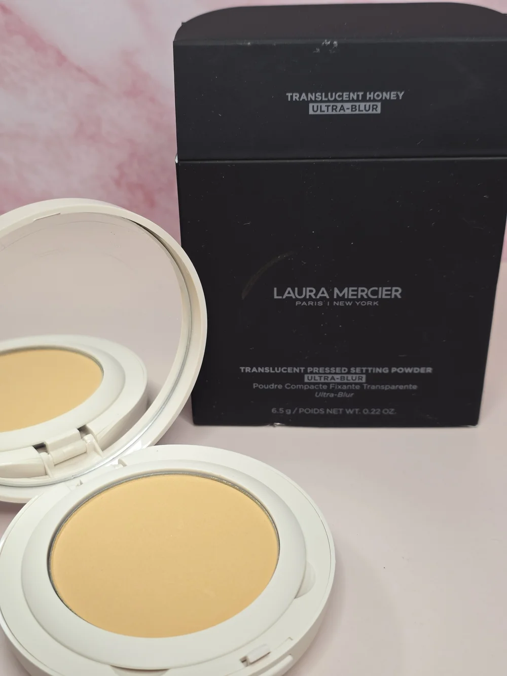 Laura Mercier Translucent Pressed Setting Powder Ultra-Blur Translucent Honey